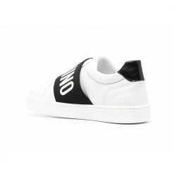 Moschino SNEAKERS White 7 Moschino SNEAKERS White -Tilbud miinto Butikk unnamed file 10457