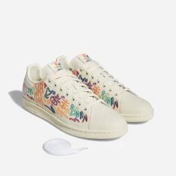 Adidas Stan Smith Pride Sneakers Beige 9 Adidas Stan Smith Pride Sneakers Beige -Tilbud miinto Butikk unnamed file 11051