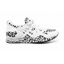 Comme Des Garçons Sneakers White -Tilbud miinto Butikk unnamed file 1569