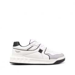 Valentino Garavani One Stud Low-Top Nappa Sneakers White -Tilbud miinto Butikk unnamed file 3517
