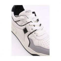 Valentino Garavani One Stud Low-Top Nappa Sneakers White -Tilbud miinto Butikk unnamed file 3519