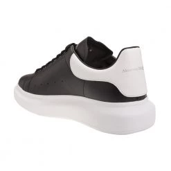 Alexander McQueen Oversized Sneaker Black -Tilbud miinto Butikk unnamed file 3962
