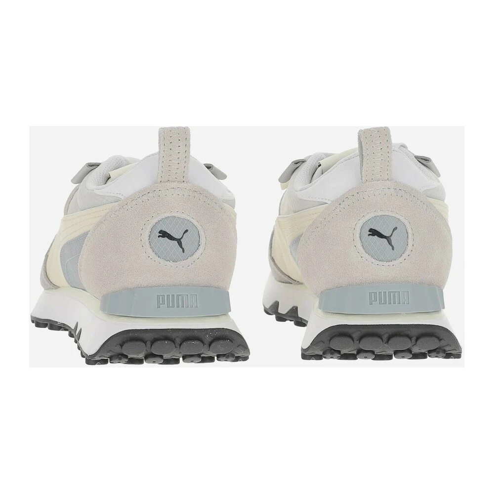 PUMA Sneakers Made Of Nylon And Ripstop Fabric Lace-up Front Closure Suede Toe And Heel Applied Logo Label On Tongue Iconic Side Stripe Colorblock Design Rubber Sole Beige Made In Vietnam Composition: 100% Nylon, 100% Leather Gray 4 PUMA Sneakers Made Of Nylon And Ripstop Fabric Lace-up Front Closure Suede Toe And Heel Applied Logo Label On Tongue Iconic Side Stripe Colorblock Design Rubber Sole Beige Made In Vietnam Composition: 100% Nylon, 100% Leather Gray - Bilde 4