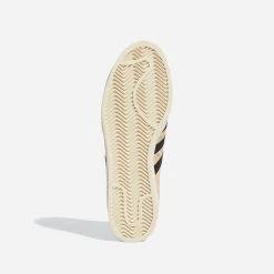 Adidas Sneakers Beige -Tilbud miinto Butikk unnamed file 5263