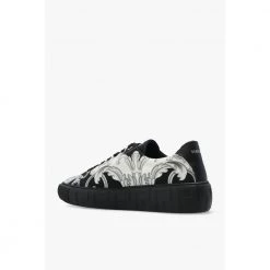 Versace Greca Sneakers Black 11 Versace Greca Sneakers Black -Tilbud miinto Butikk unnamed file 5825